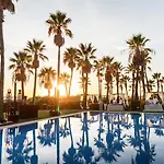 Hotell Wine & Books By The Sea, Algarve