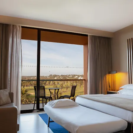 Wine & Books By The Sea, Algarve 5* Албуфейра