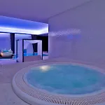 Wine & Books By The Sea, Algarve Otel