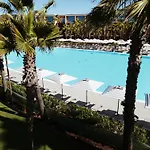 Otel Wine & Books By The Sea, Algarve Albufeira
