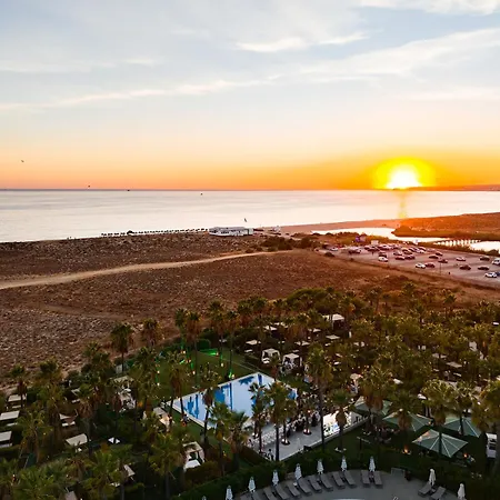Hotel Wine & Books By The Sea, Algarve 5*