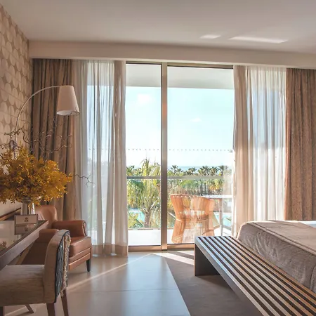 Wine & Books By The Sea, Algarve Hotel 5*