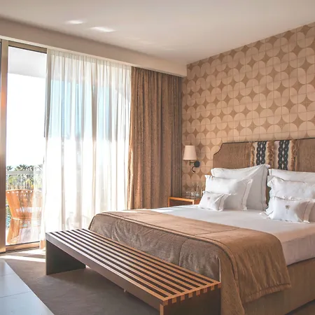Wine & Books By The Sea, Algarve Hotel 5*