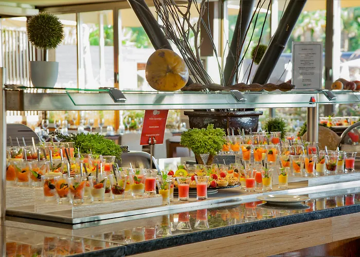 Hotel Wine & Books By The Sea, Algarve