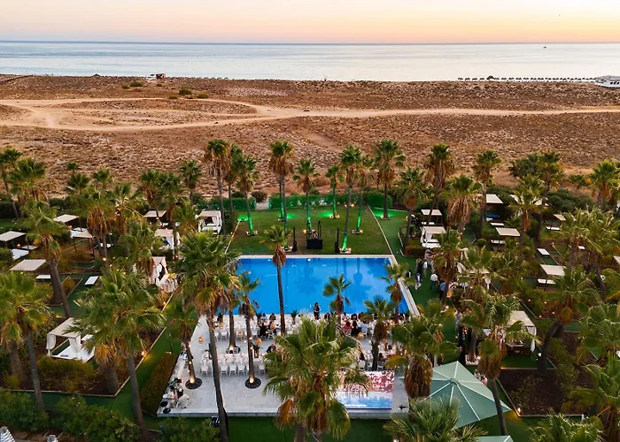 Wine & Books By The Sea, Algarve 5*