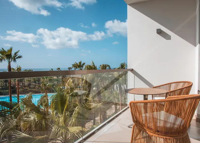 Hotel Wine & Books By The Sea, Algarve Albufeira