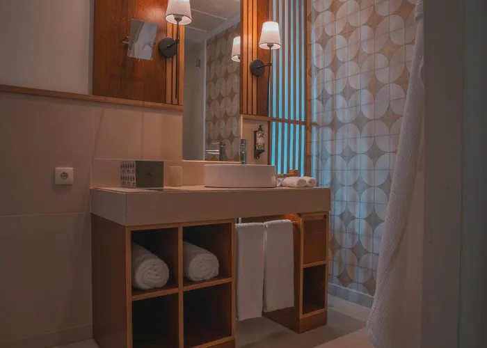 Hotel Wine & Books By The Sea, Algarve 5*