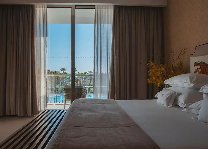 Hotel Wine & Books By The Sea, Algarve 5*