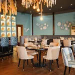 Wine & Books By The Sea, Algarve Hotel 5*