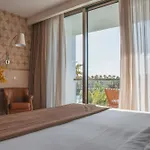 Hotel Wine & Books By The Sea, Algarve 5*