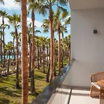 Wine & Books By The Sea, Algarve Hotel