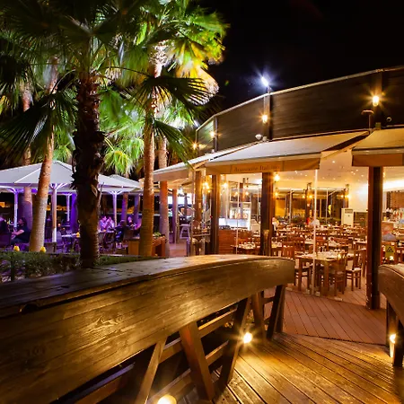 Wine & Books By The Sea, Algarve 호텔 5*
