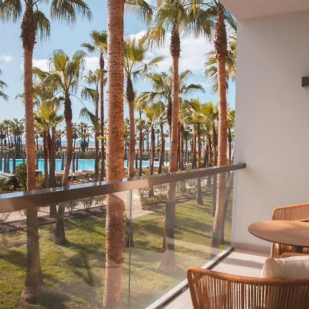 Hotel Wine & Books By The Sea, Algarve Albufeira