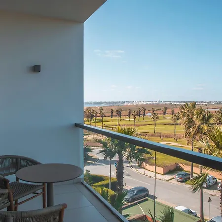 Wine & Books By The Sea, Algarve Hotel 5*