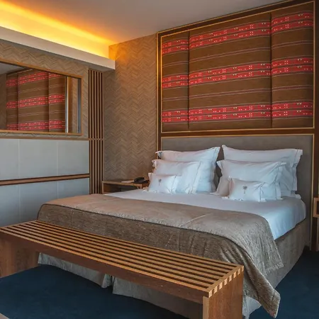 Hotel Wine & Books By The Sea, Algarve Albufeira