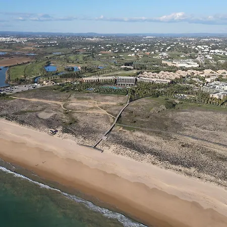 Wine & Books By The Sea, Algarve Hotel 5*